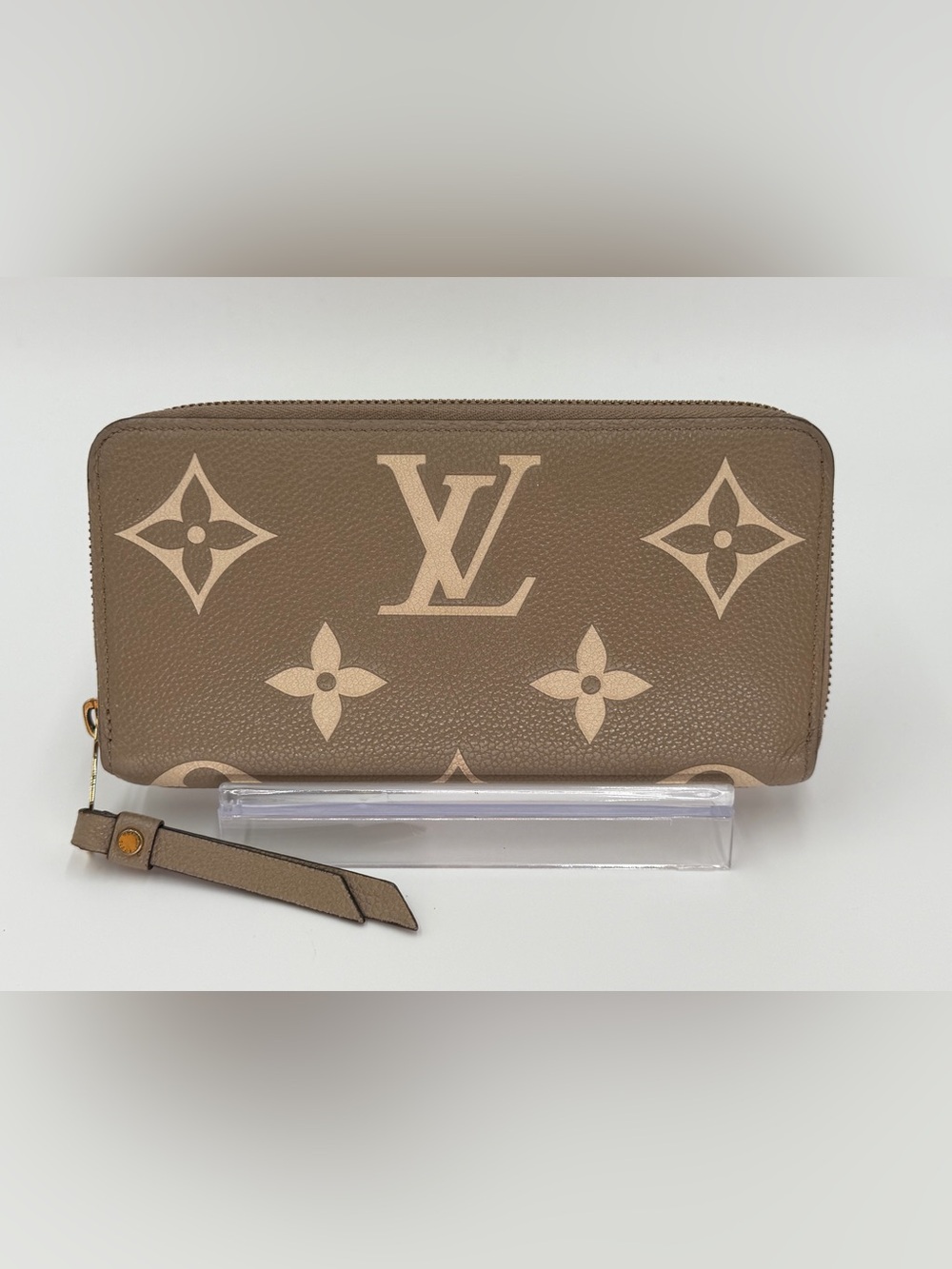 Louis Vuitton Bi Color Empriente Taupe/Cream Monogram Zippy Wallet w/Entrupy COA - Picture 3 of 14